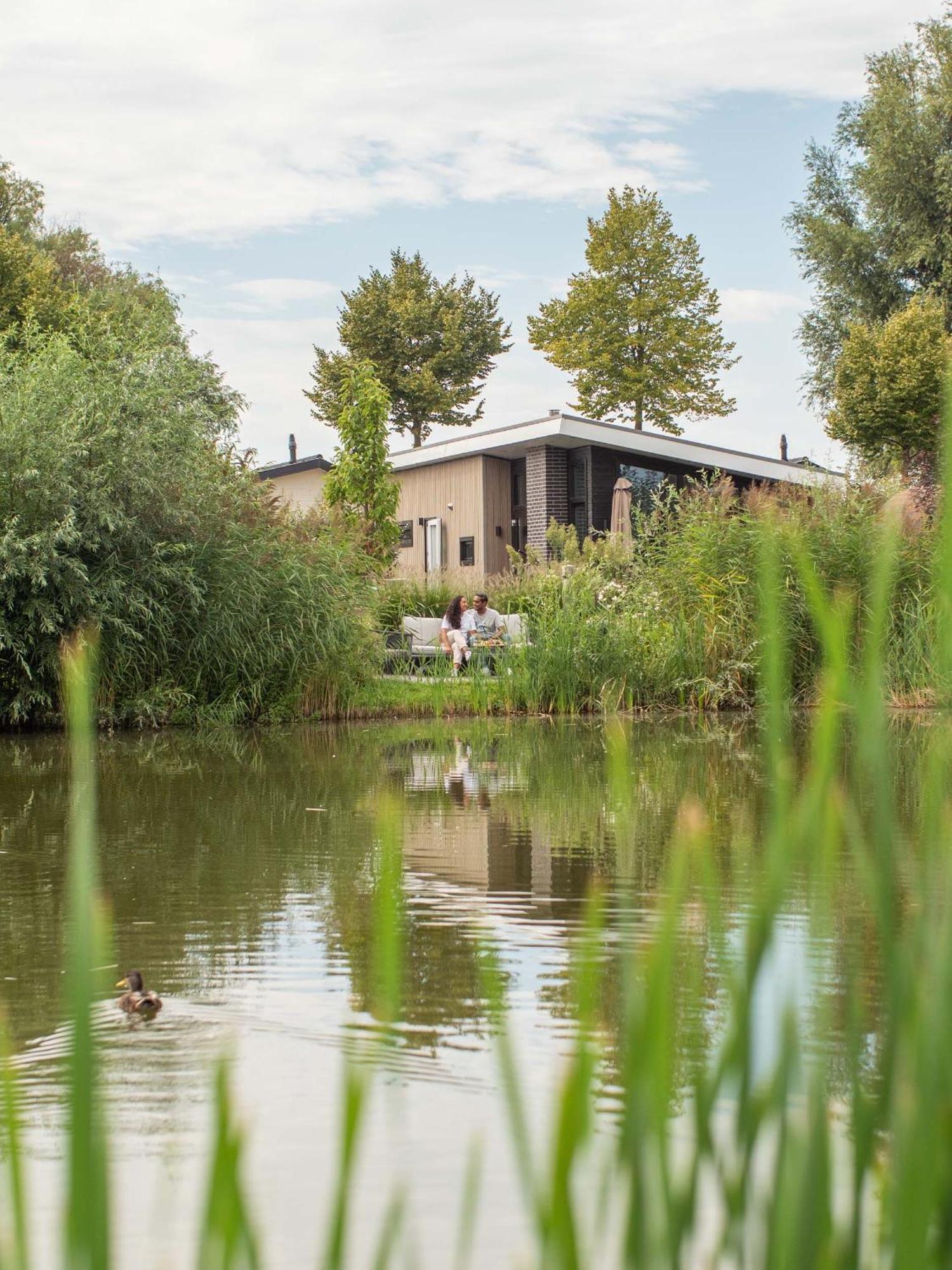 Topparken - Recreatiepark Het Esmeer Aalst Exterior foto